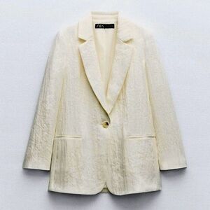 Zara Off-White Women's Blazer Wrinkled Style